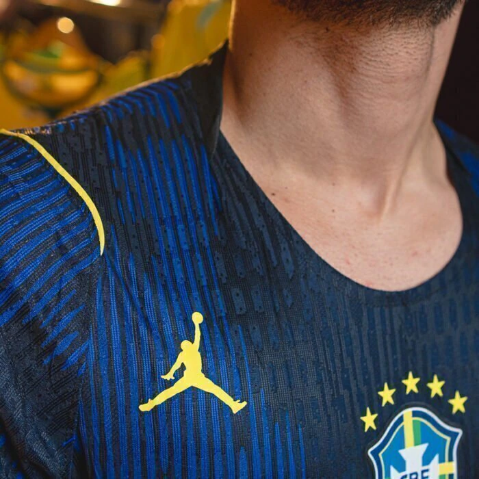 Pronta Entrega - Camisa Seleção Brasileira Jogador 2026/27 II